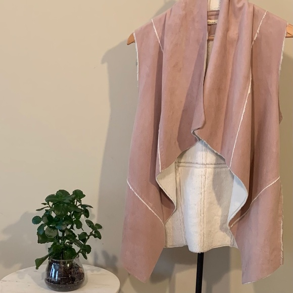 Ellison Pink Faux Sued Vest - Picture 3 of 4